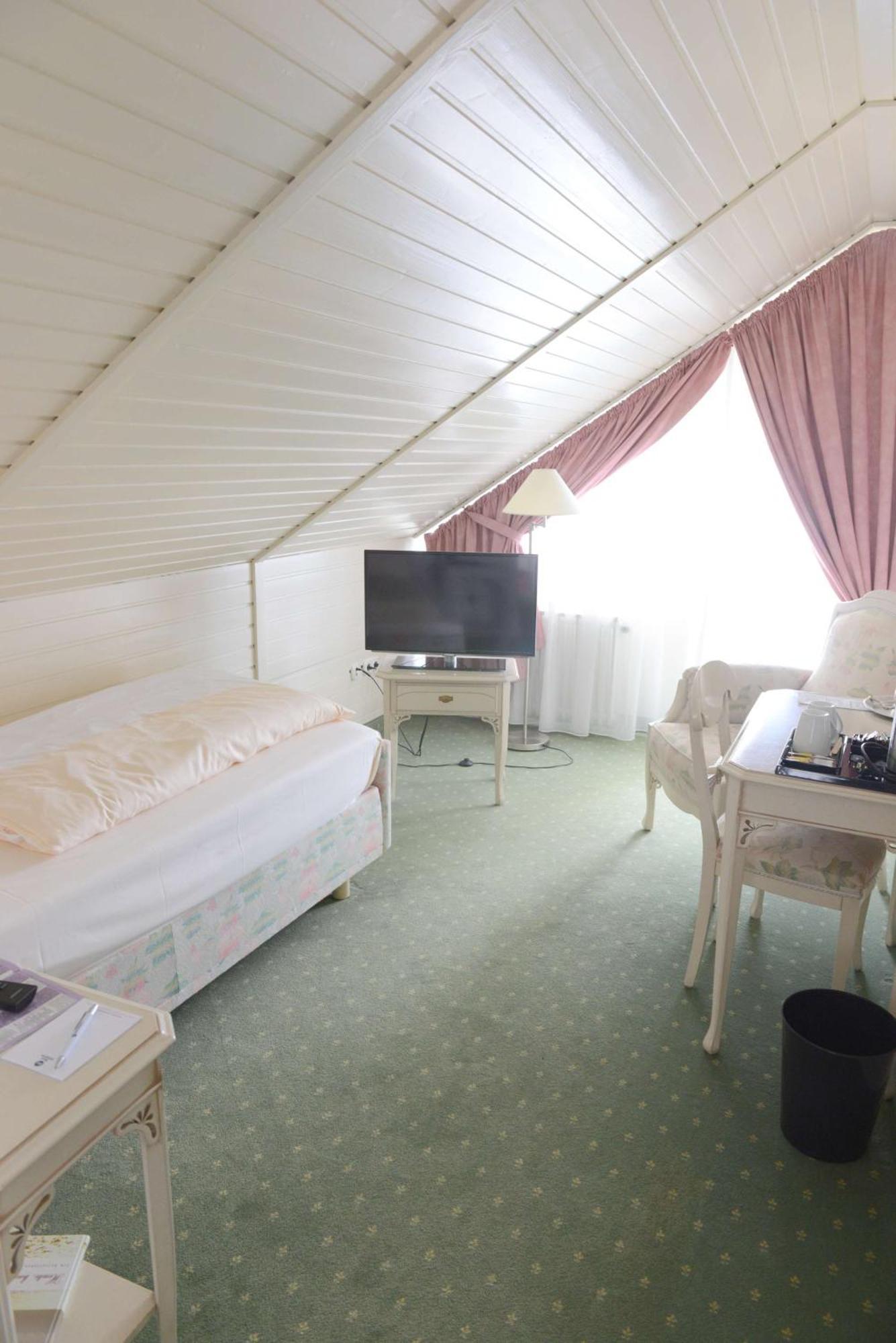 Sure Hotel By Best Western Rhoen Garden Poppenhausen Bagian luar foto
