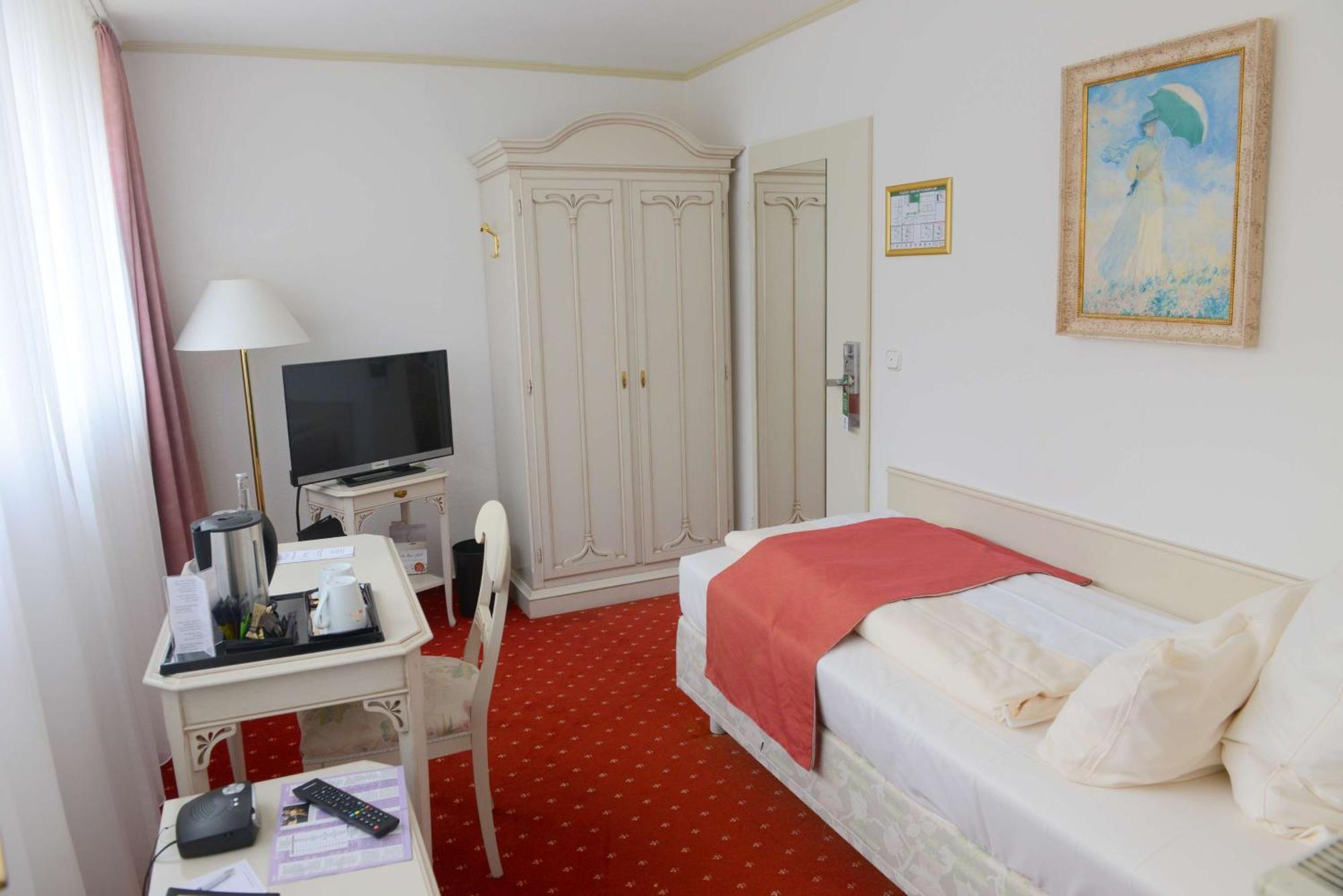 Sure Hotel By Best Western Rhoen Garden Poppenhausen Bagian luar foto