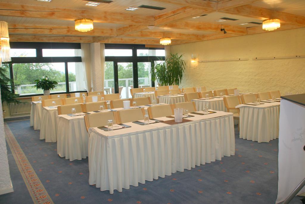 Sure Hotel By Best Western Rhoen Garden Poppenhausen Bagian luar foto