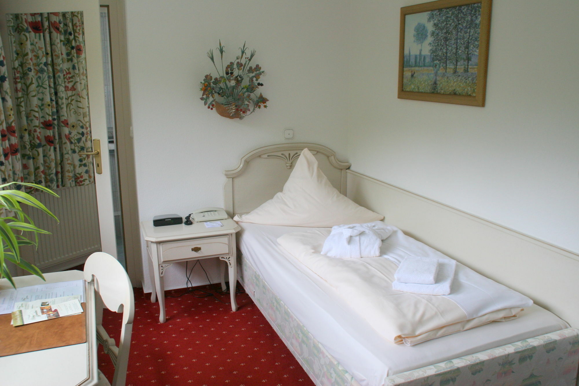 Sure Hotel By Best Western Rhoen Garden Poppenhausen Bagian luar foto